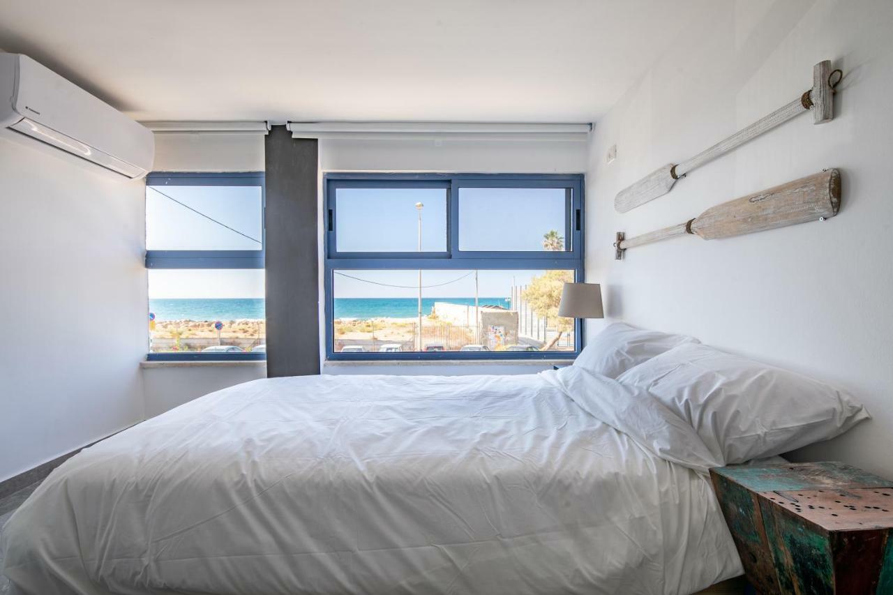 Apartment Port - Bat Galim Oceanfront Luxury