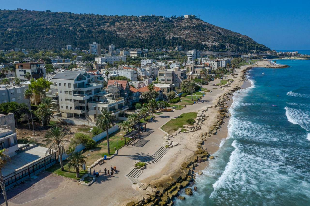 Port - Bat Galim Oceanfront Luxury Apartment Haifa