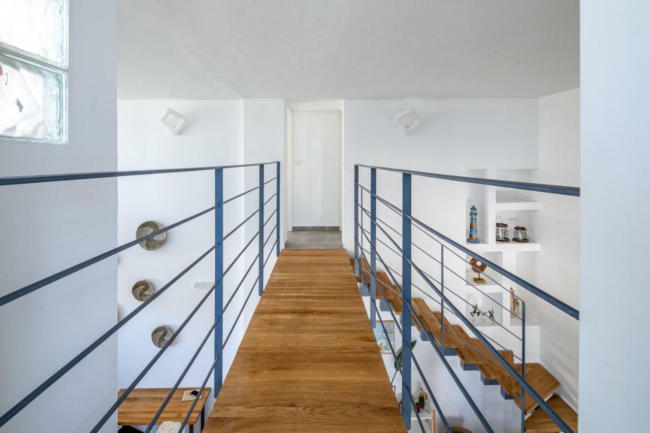 Port - Bat Galim Oceanfront Luxury Apartment Haifa